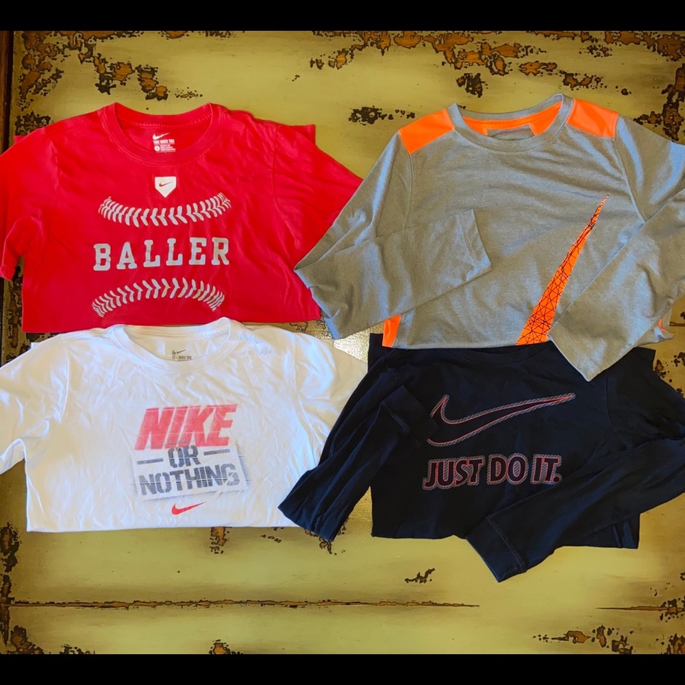 Bundle of 4 Nike tops Boys size L